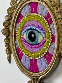 Image 2 of Mystic Eye - magenta/lavender 