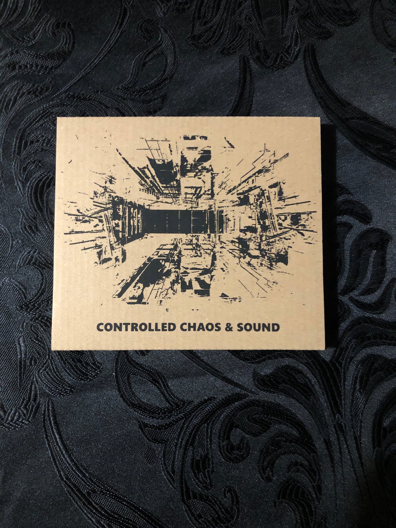 Vincent Dallas & Moozzhead - Controlled Chaos & Sound CD+CS box (Satatuhatta)