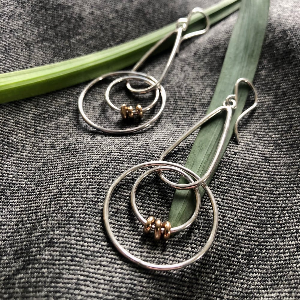 Image of Seed Sway Earrings