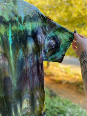 Image of MEDIUM Godzilla Be Gay Do Crime Tie Dye Shirt 4