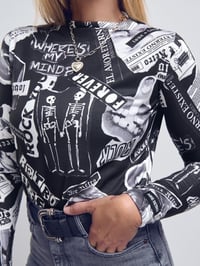 Image 2 of CAMISETA COLLAGE NEGRA