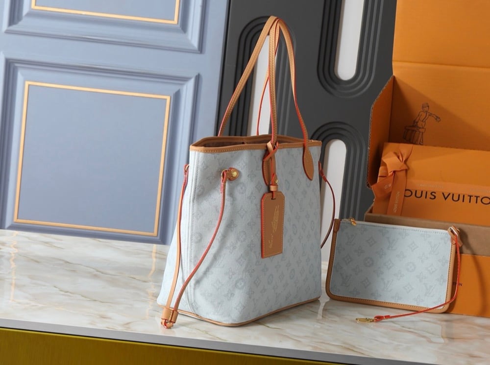 2pc LV sets 