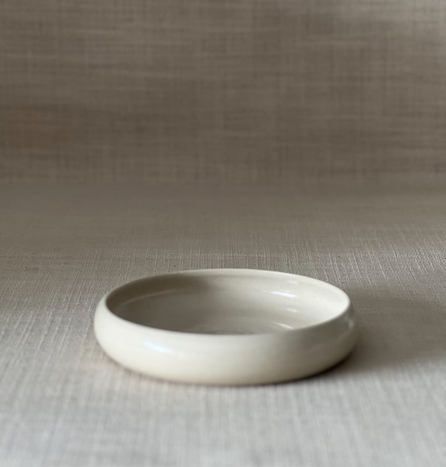 Image of ZEN CURVED PLATE 