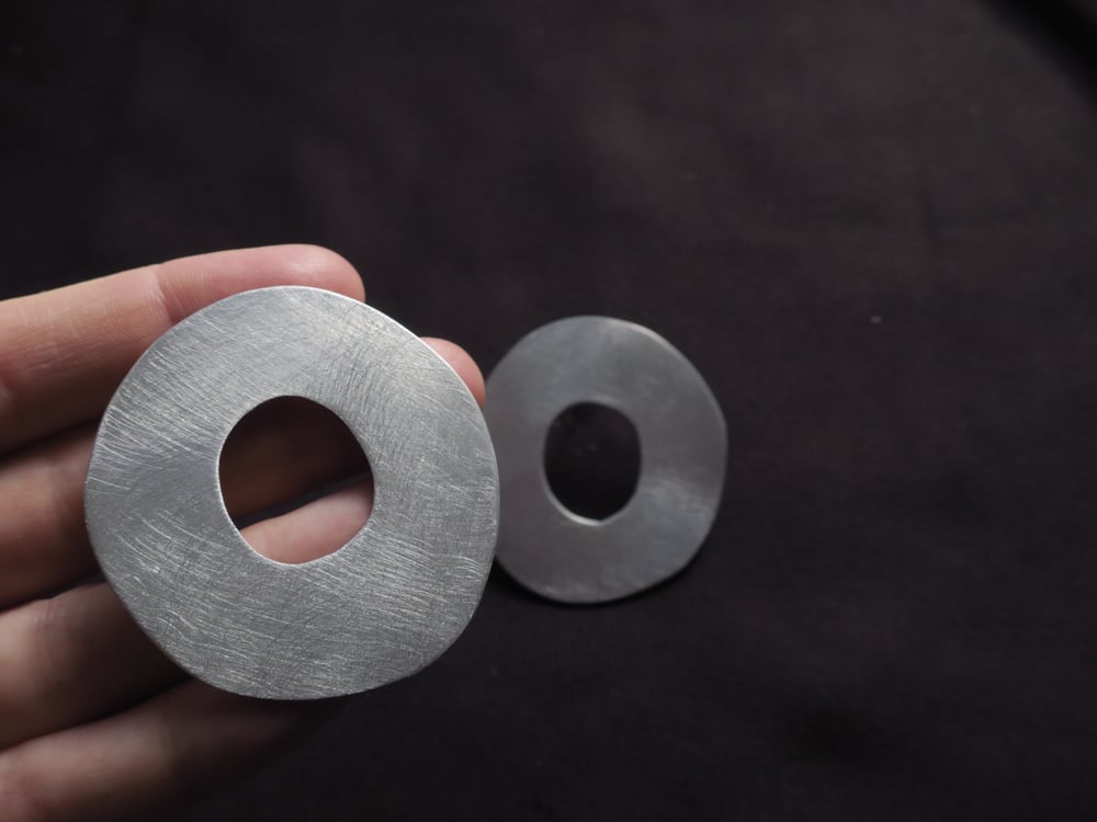 Image of Boucles d'oreilles Érosion- le rond.