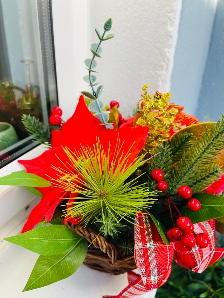 Image of Christmas Basket (Small) 