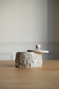 Image 2 of Boite bleue avec six diffuseurs d'huile essentielle 