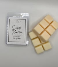Image 2 of Sumer collection clamshell wax melt 