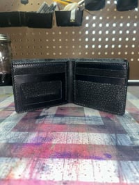 Image 3 of Black Stingray Bifold Wallet