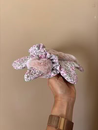 Image 1 of  DOUDOUS OIE FOURRURE ROSE
