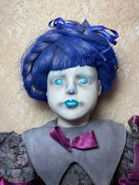 Image 2 of Icy Girl Doll By Ugly Shyla 