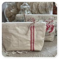 Image 2 of vintage french fabric zipper purse