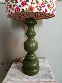 Image 2 of Lampe de table "jardin secret"