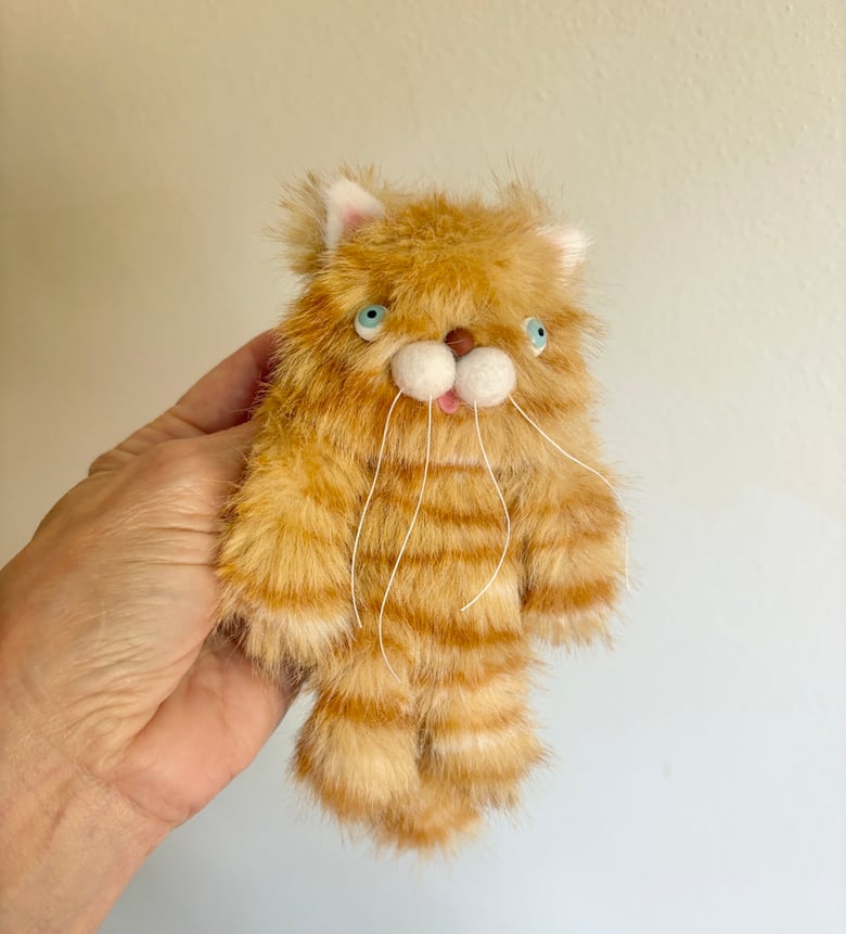 Image of Big Fluffy Ginger Cat #2