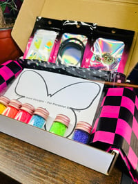 Image 3 of Starlight Butterfly Beading Kit 