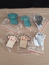 Kits ( green sold out, 2 of the others)