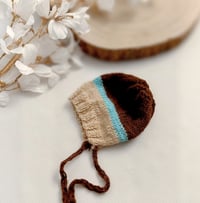 Image 2 of  Newborn  photoshooting knitted hat | tricolor