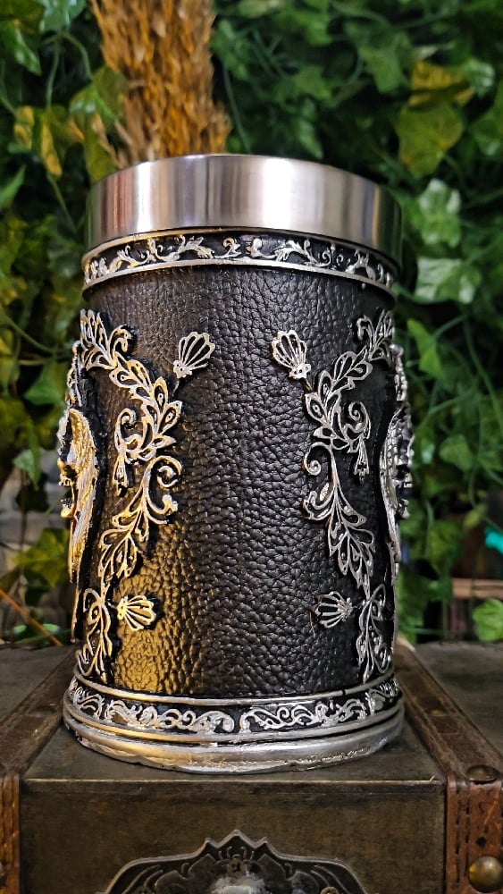 ๐The Armored Kingdom Winged Wrath Skull War Mug