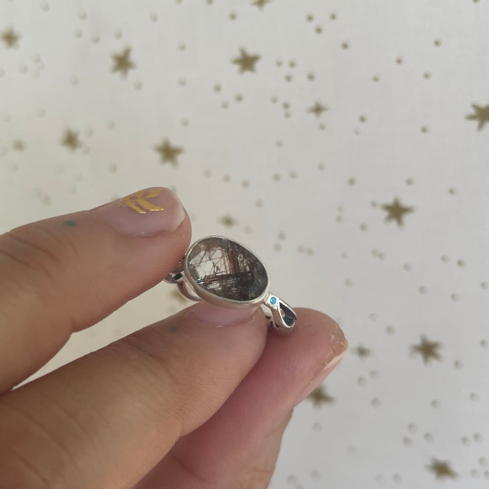 Image of gold hair ring