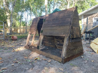 Image of AFRAME WOODEN HUTCH