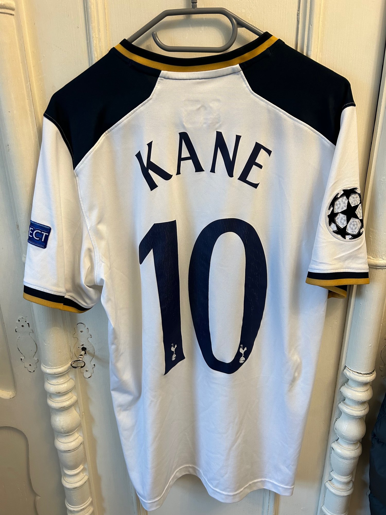 Image of Tottenham Hotspur “KANE 10” 2016/17 Home Shirt + UCL patches (S)