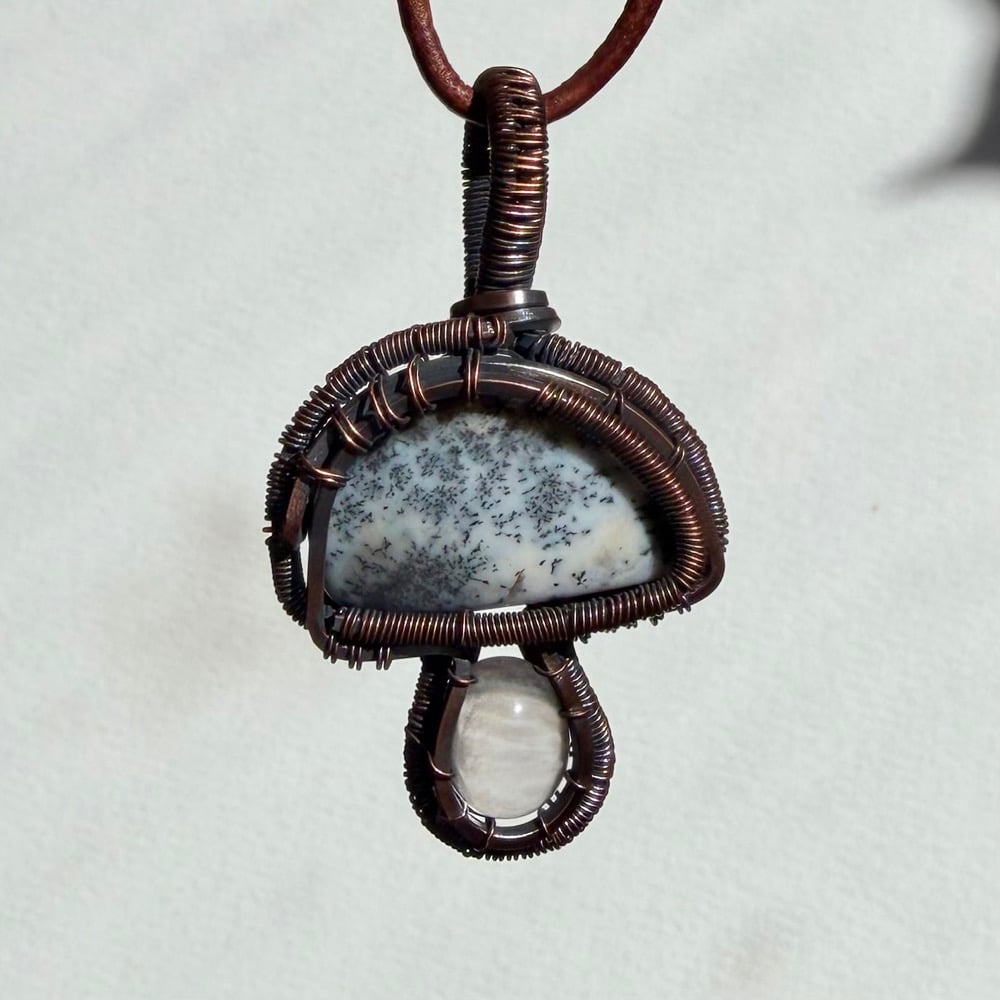 Image of Dentritic Agate and Lattice Sunstone Mushroom Pendant