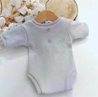 Image 5 of Photoshooting newborn boys bodysuit Robbie| light gray