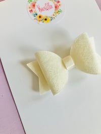 Image 2 of Ivory satin bow 