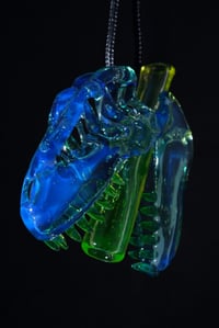 Image 3 of Aquamania T-Rex skull pendant with illuminati (UV) teeth & J-holder