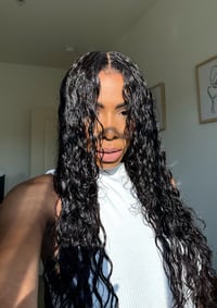 Image 1 of 20 inch WET & WAVY 2 in 1 KINKY STRAIGHT to LOOSE WAVE HD lace wig with KINKY EDGES