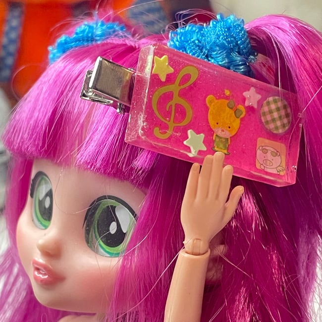 resin hair clip 𝄞౨ৎ⋆⭒˚.⋆