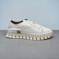 Image 1 of PARIS WHITE
