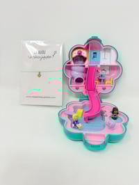Image 5 of Ensemble bracelet et Polly Pocket La fleur Parc Aquatique COMPLET