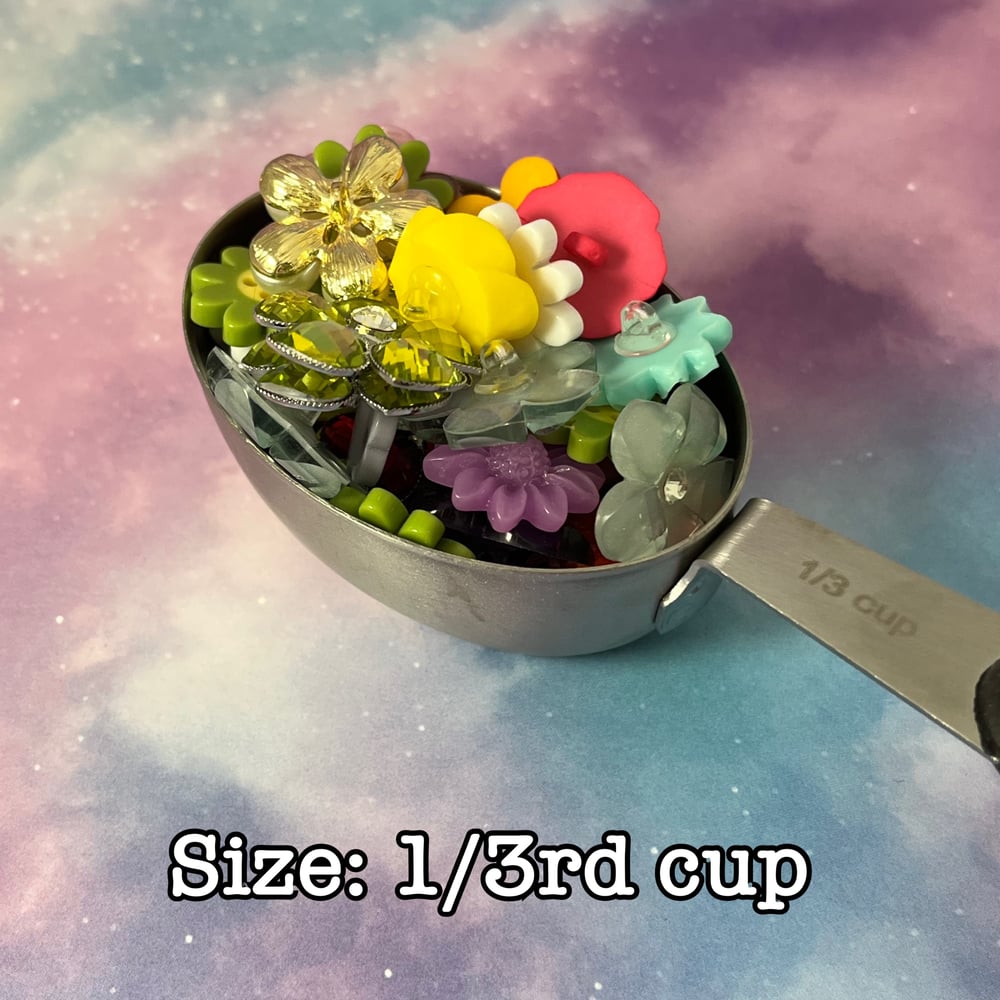 Image of Flower Button Confetti