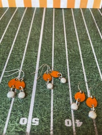 Image 4 of Small Vol Earring