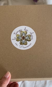 Image 7 of Box de Brocante « Élégance botanique »