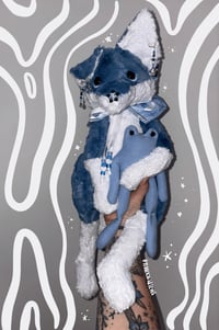 Image 1 of shark &  spark 💙 weighted 