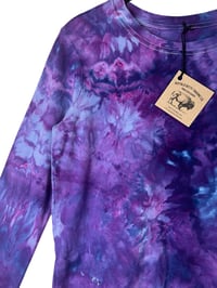 Image 3 of IRREGULAR S Ladies Long-Sleeve Stretch Tee in Purple Haze Ice Dye