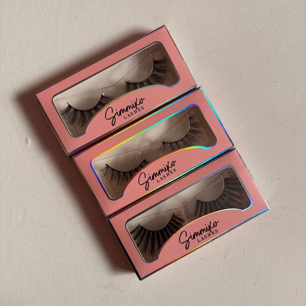 Image of valentines lash bundle