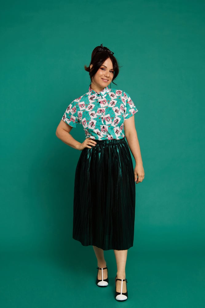 Image of Falda Barbara King