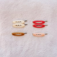 Image 4 of Barrettes 