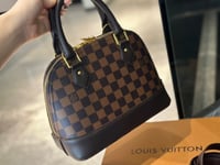 Image 6 of Mini patterned bag🤎