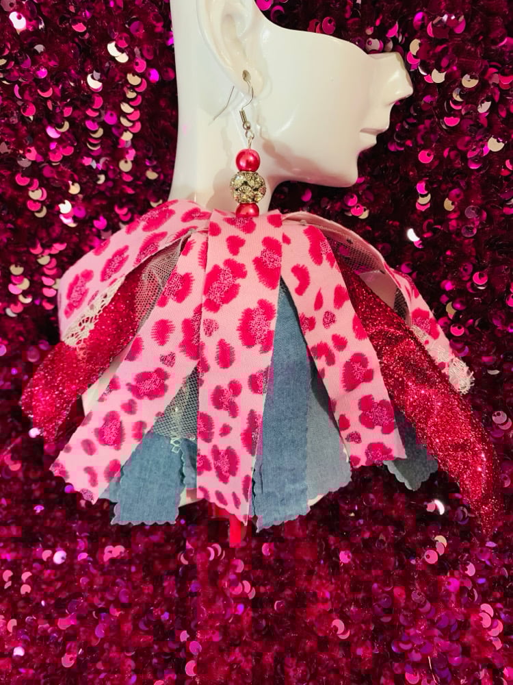 Image of Pink Leopard Earrings 