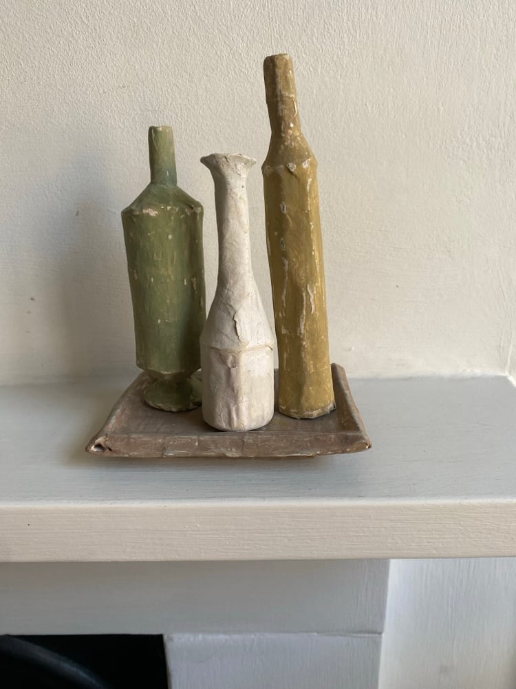 3 Vessels on a tray 1