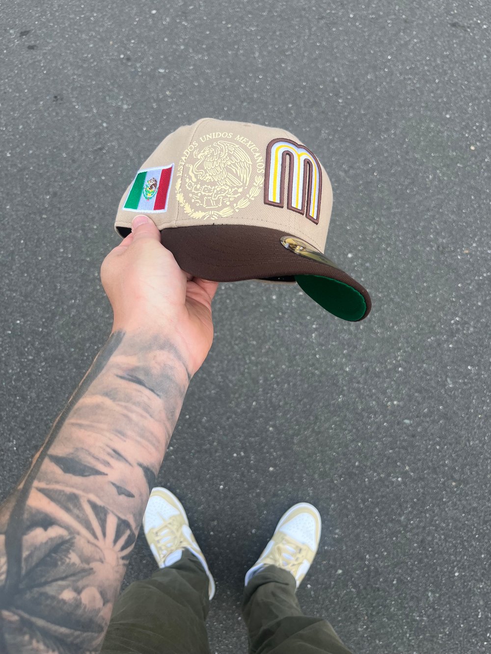 Image of KHAKI TRI TONE DARK VISOR UNIDOS ESTADOS MEXICANOS 