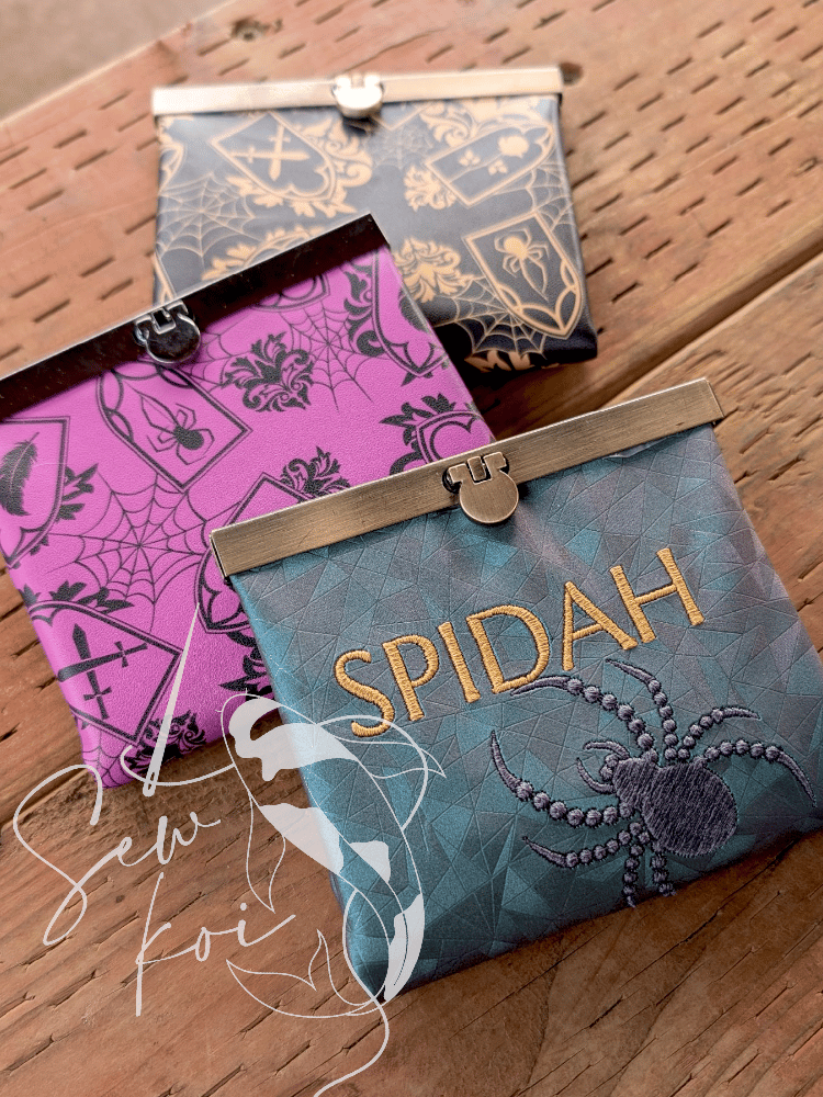 Image of Small Wallet - Goth Flamingo