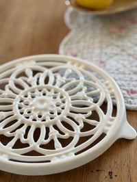 Image 2 of Dessous de plat