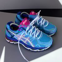 Image 1 of size: us7.5 uk5.5 eu39  cm24.5