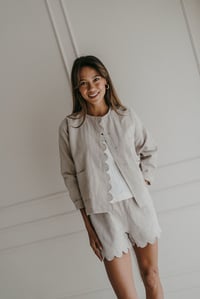 Image 15 of Veste MAMA  
