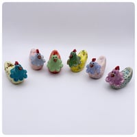 Image 3 of Hens / Chickens 4.5 cm