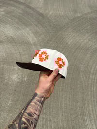 Image 3 of BROWN VISOR OFF WHITE NEW YORK METS CUSTOM FITTED CAPS 